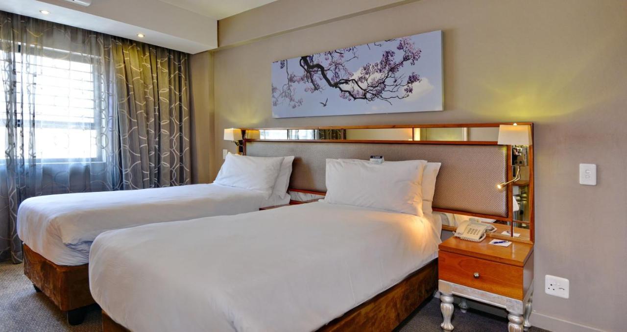 Anew Hotel Hatfield Pretoria Exterior photo